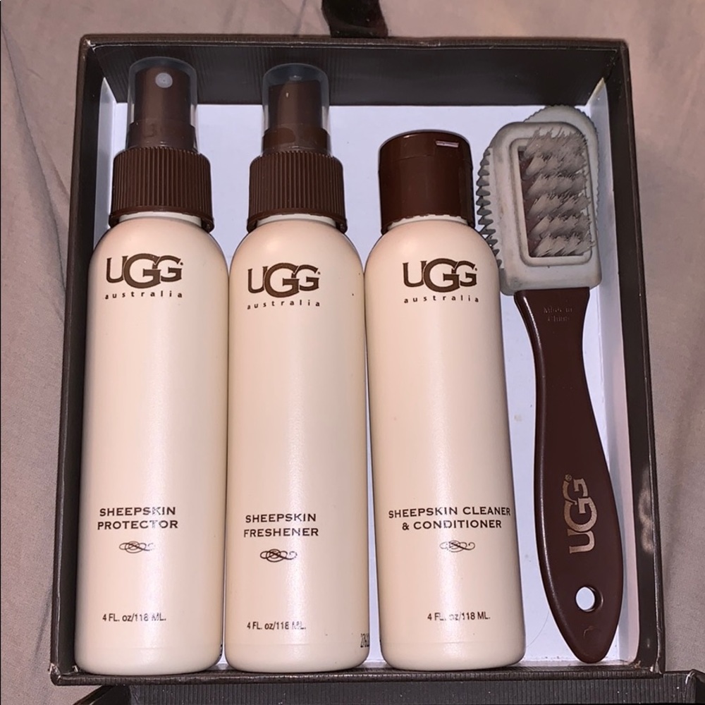 UGG sheepskin care kit